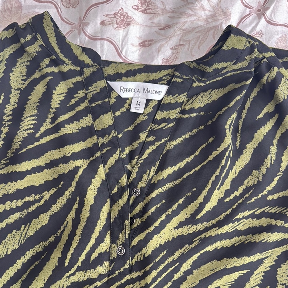 Rebecca Malone Black and Green Blouse